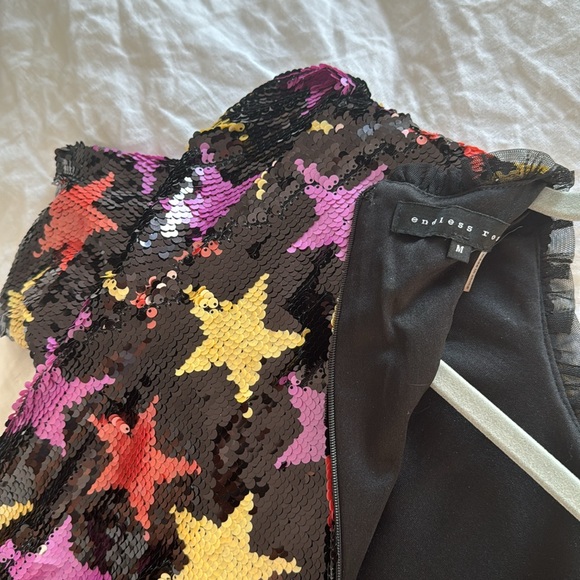 Endless Rose Sequin Dress - Picture 6 of 6